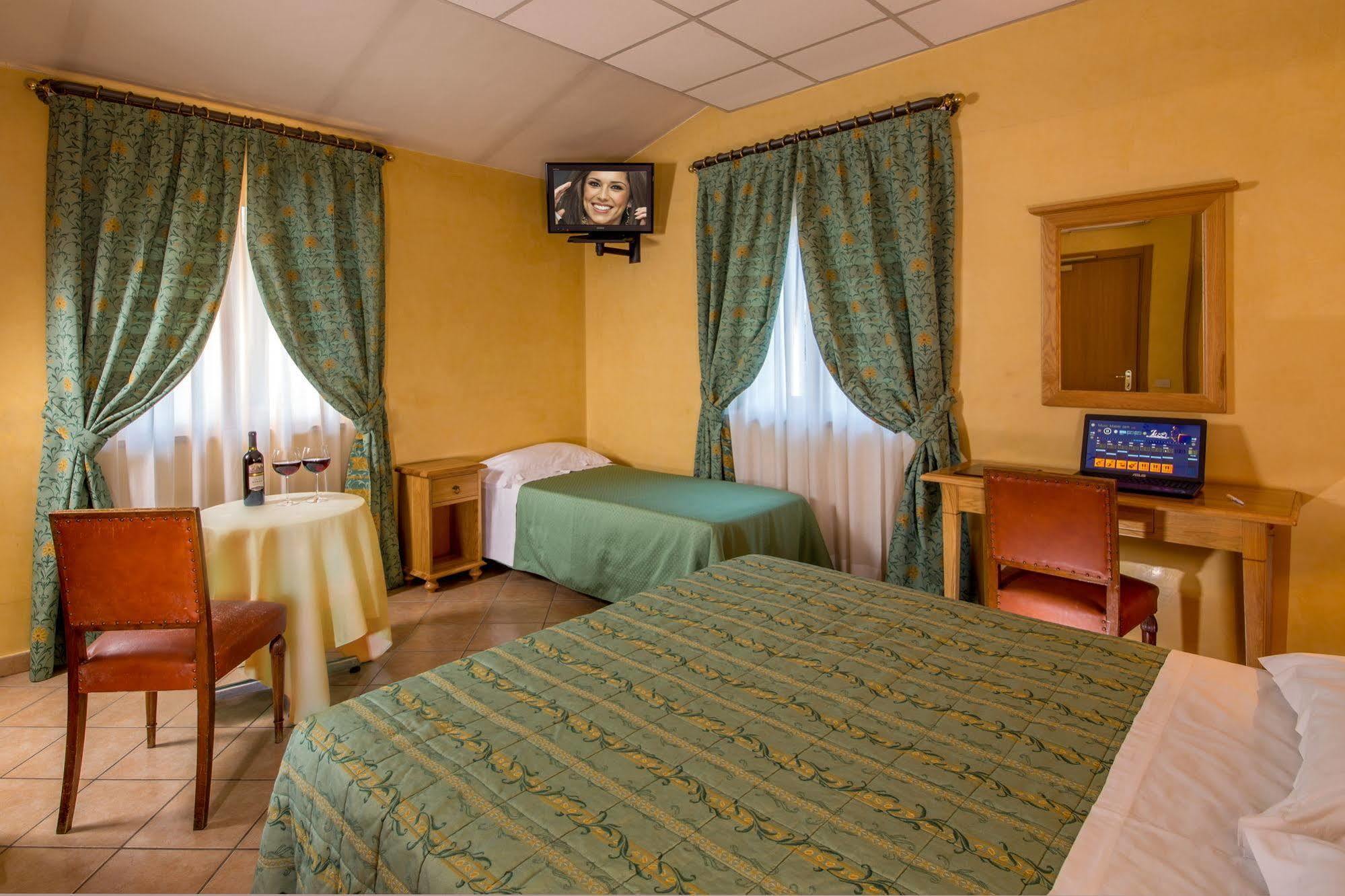 Hotel Fidene Rome Extérieur photo